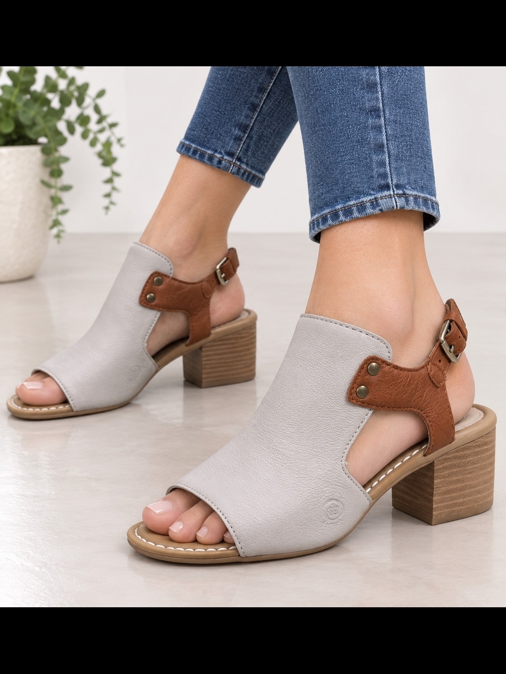 Born Sylvie Two-Tone Gray and Brown Open-Toe Block Heel Sandals Size 9M